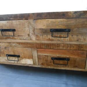 houten kastje