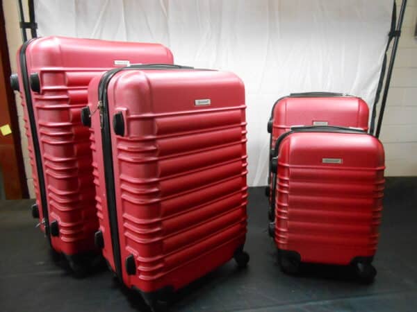Set van vier rode koffers