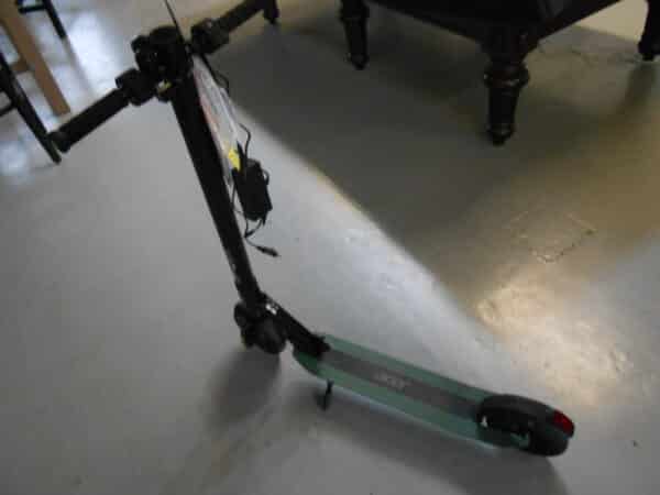 Electrische step van Aces