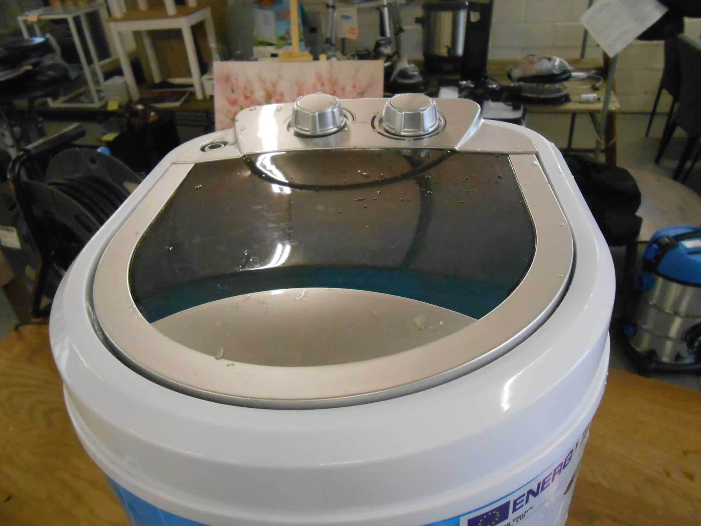 Mini wasmachine voor op de camping - Afbeelding 3