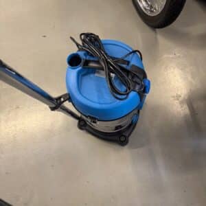 Stof- en water zuiger Kesser