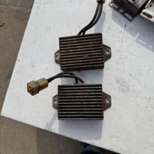 Nissan Patrol 3300 spanningsregelaars