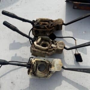 Nissan Patrol 3300 richtingaanwijzer en ruitenwisser schakelaar