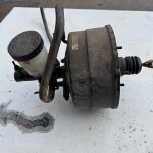 Nissan Patrol 3.3 rembooster + cilinder