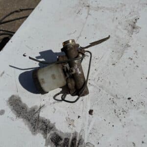 Nissan Patrol 3.3 Rem cilinder