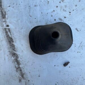 Nissan Patrol 3.3 Versnellingsbak rubber